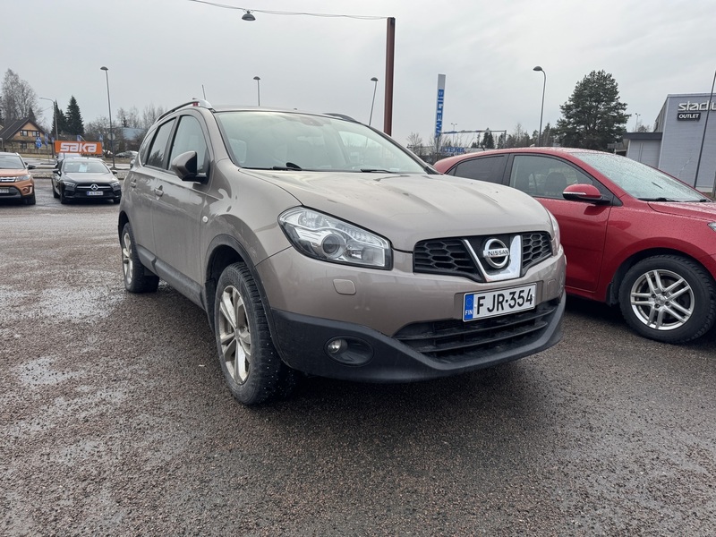 Nissan Qashqai+2 vaihtoauto