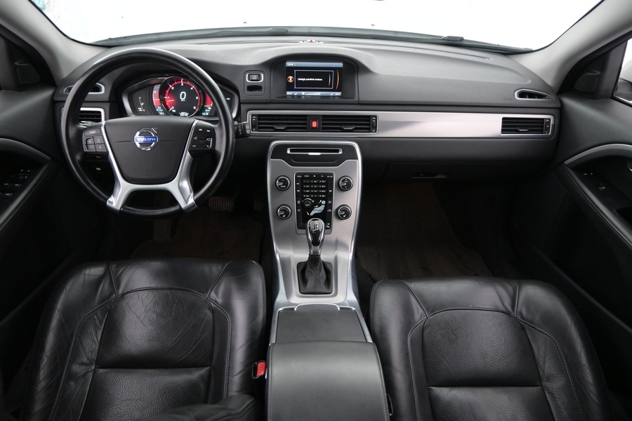 Volvo V70 vaihtoauto