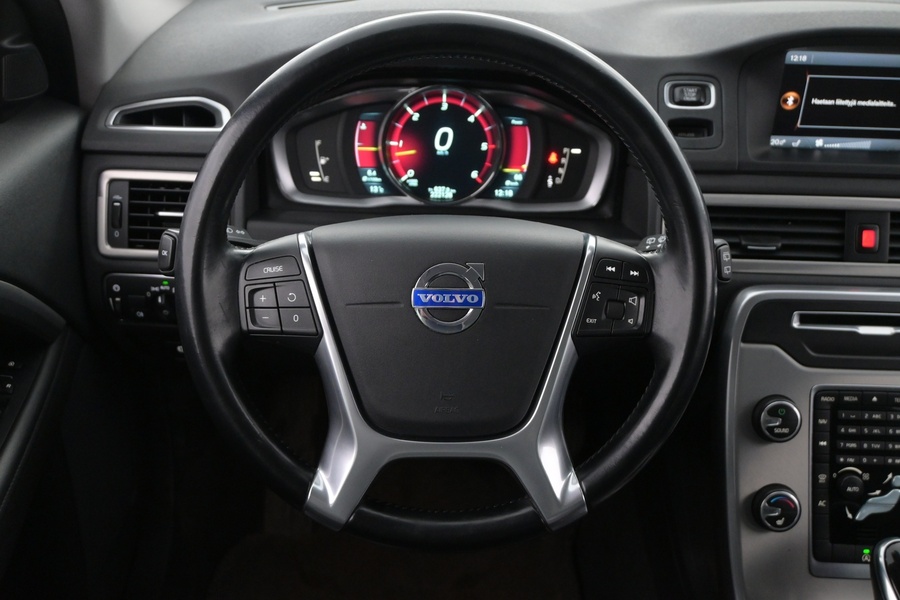 Volvo V70 vaihtoauto