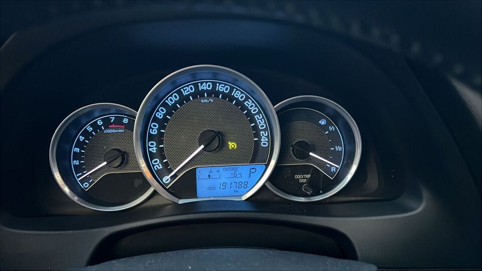 Toyota Auris vaihtoauto