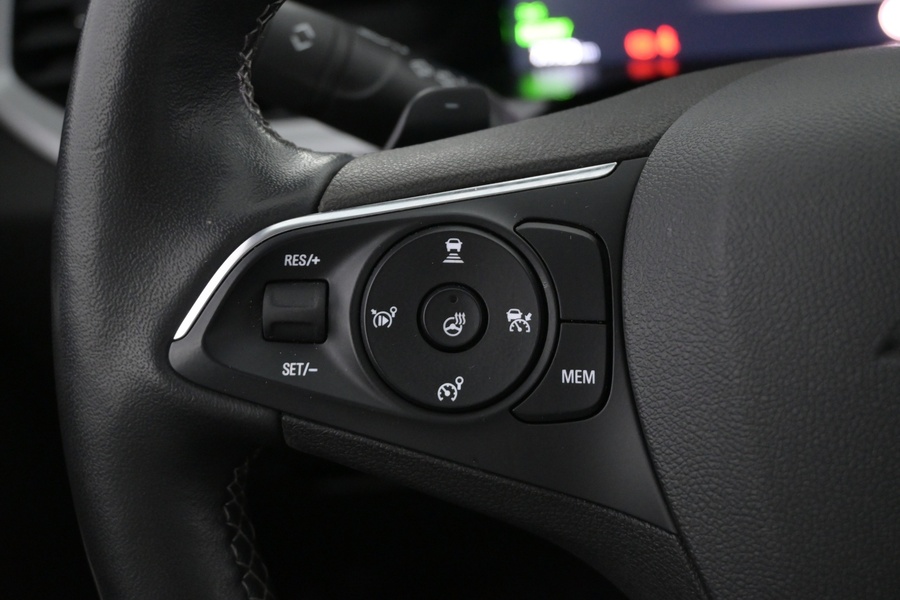 Opel Grandland vaihtoauto