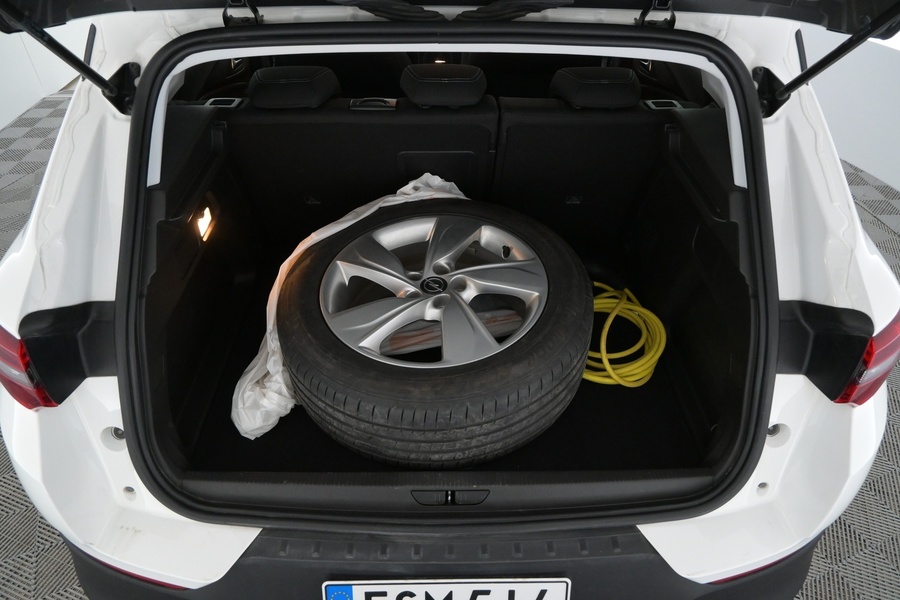 Opel Grandland vaihtoauto