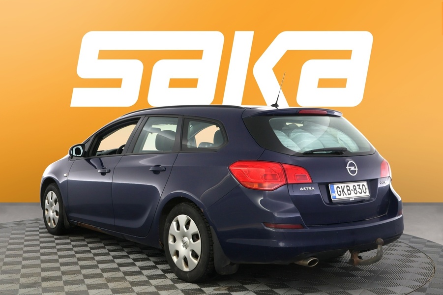 Opel Astra vaihtoauto