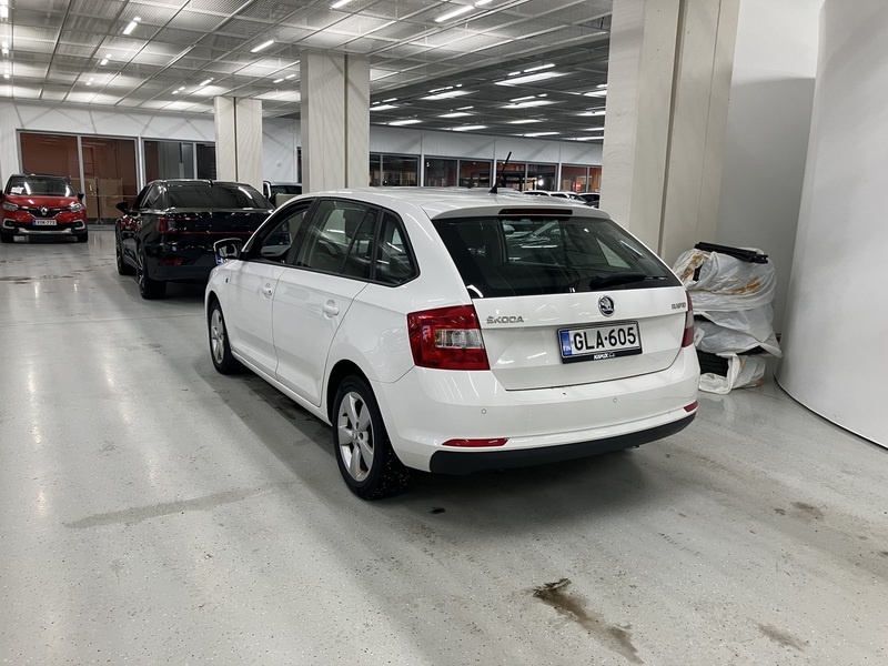 Skoda Rapid vaihtoauto