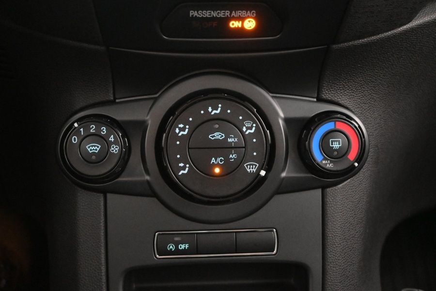 Ford Fiesta vaihtoauto