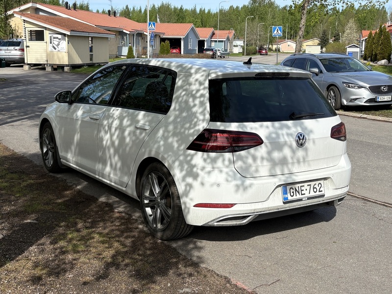 Volkswagen Golf vaihtoauto
