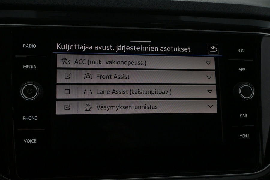 Volkswagen T-Roc vaihtoauto