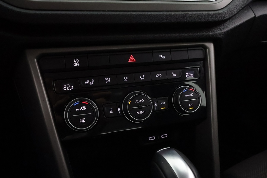 Volkswagen T-Roc vaihtoauto