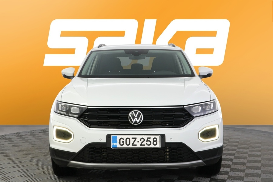 Volkswagen T-Roc vaihtoauto