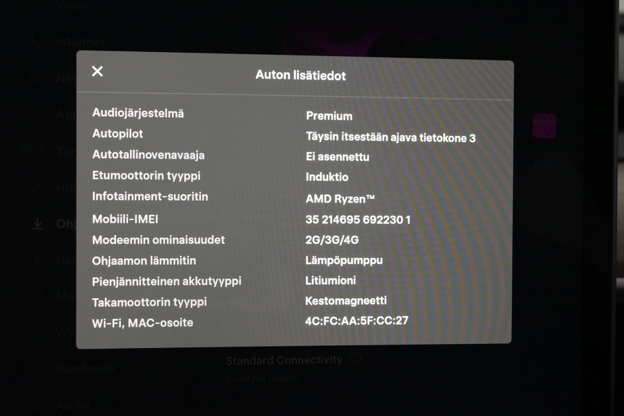 Tesla Model 3 vaihtoauto