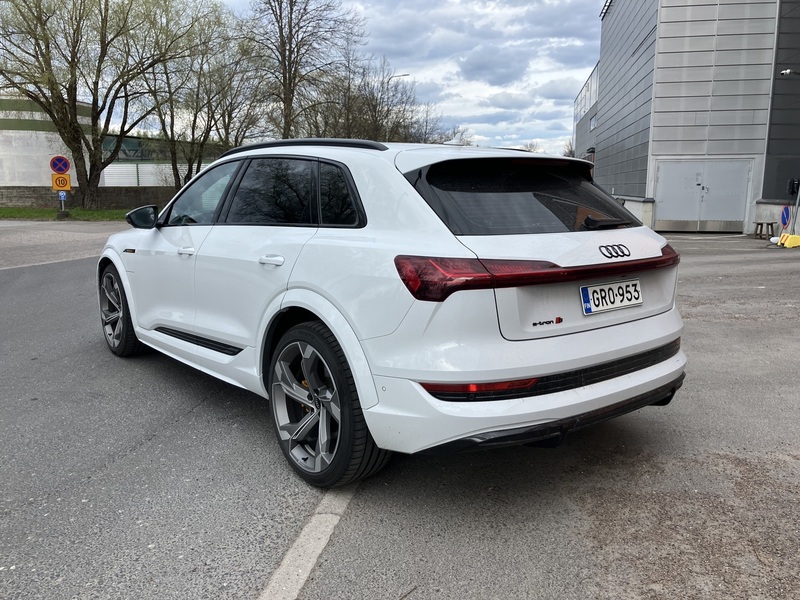 Audi e-tron vaihtoauto