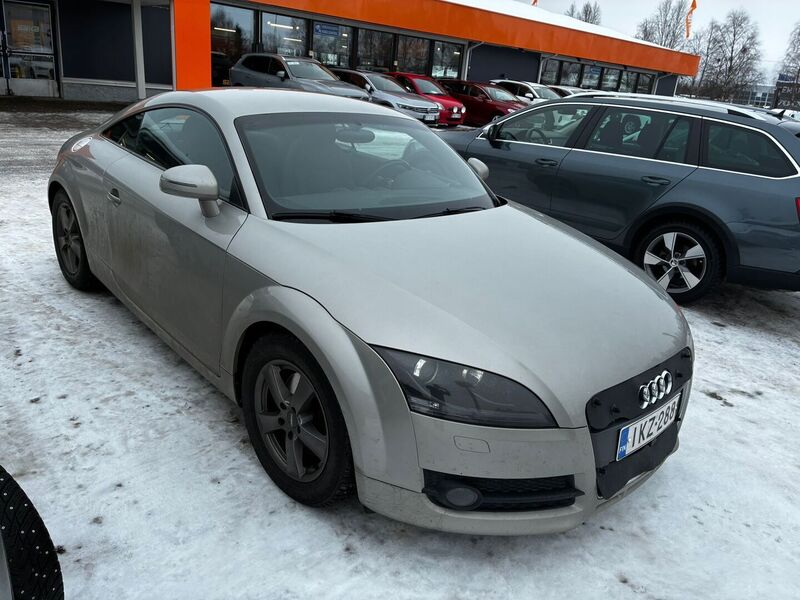 Audi TT vaihtoauto