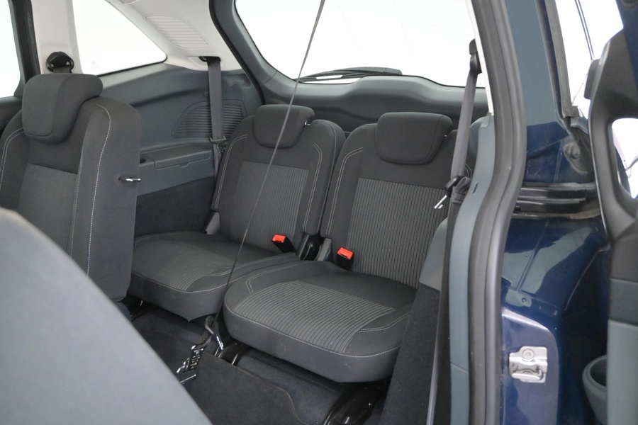 Ford C-MAX vaihtoauto