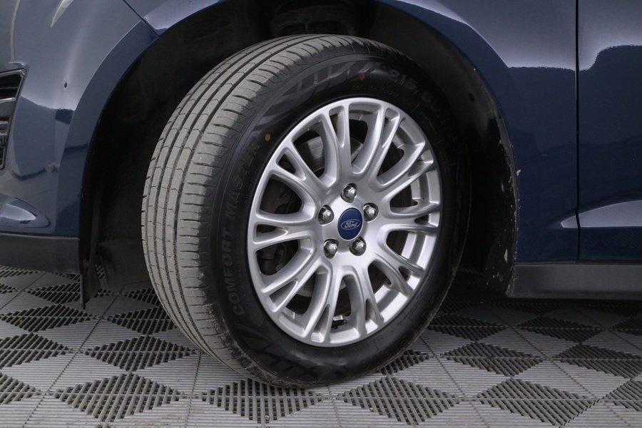 Ford C-MAX vaihtoauto