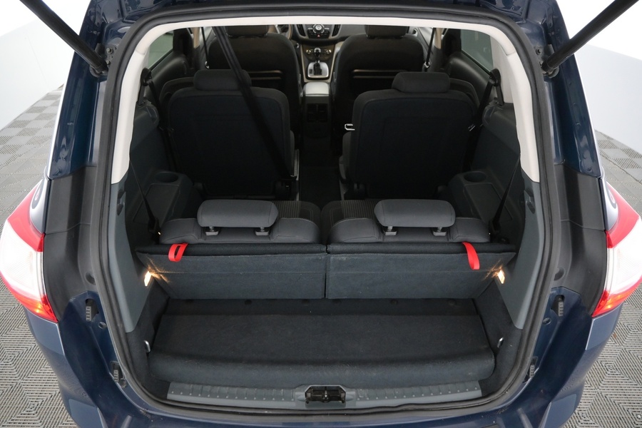 Ford C-MAX vaihtoauto