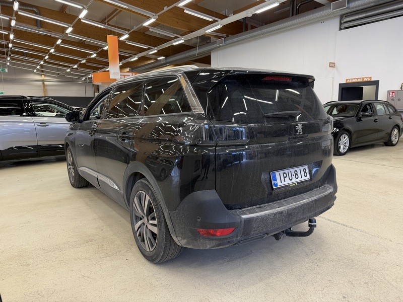 Peugeot 5008 vaihtoauto