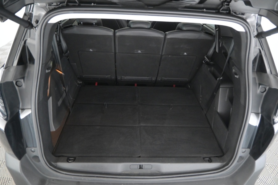 Peugeot 5008 vaihtoauto