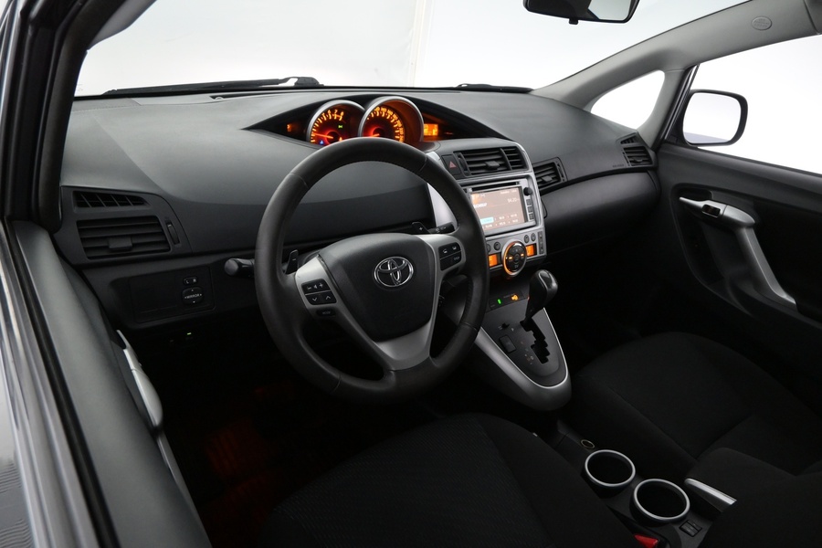 Toyota Verso vaihtoauto