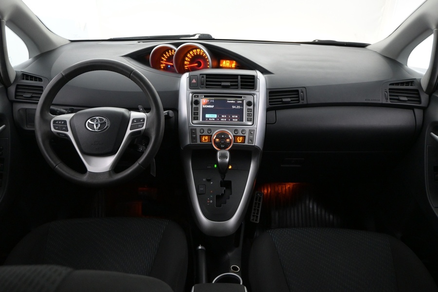 Toyota Verso vaihtoauto