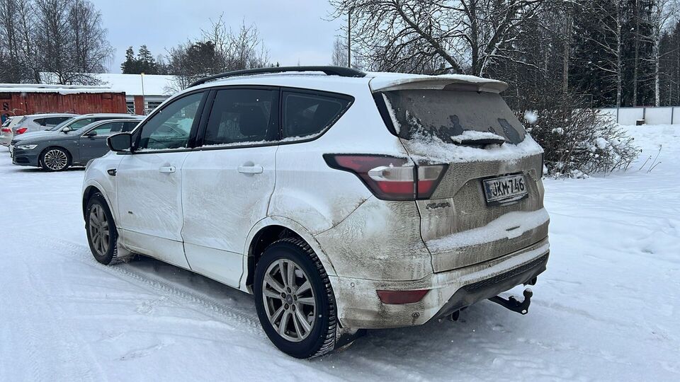 Ford Kuga vaihtoauto