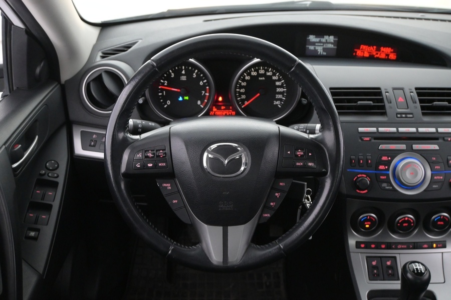 Mazda 3 vaihtoauto
