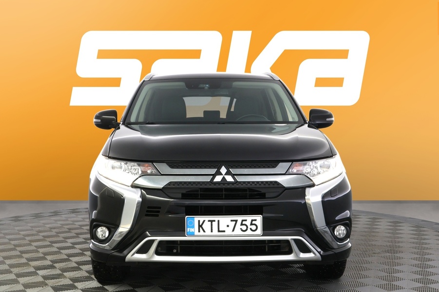 Mitsubishi Outlander PHEV vaihtoauto