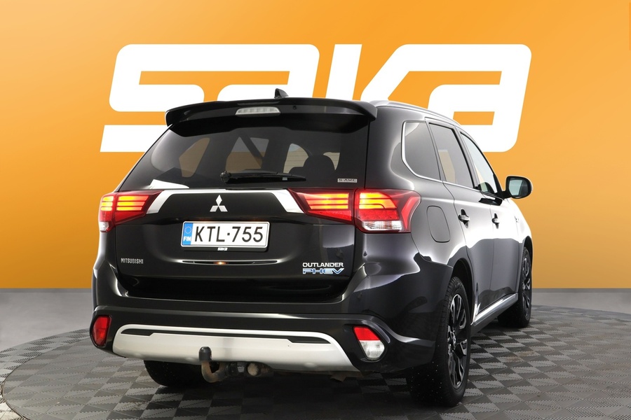 Mitsubishi Outlander PHEV vaihtoauto