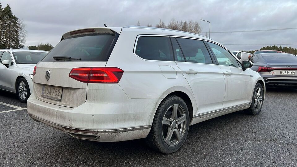 Volkswagen Passat vaihtoauto