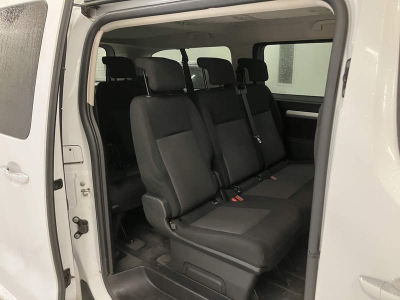 Toyota Proace Verso vaihtoauto
