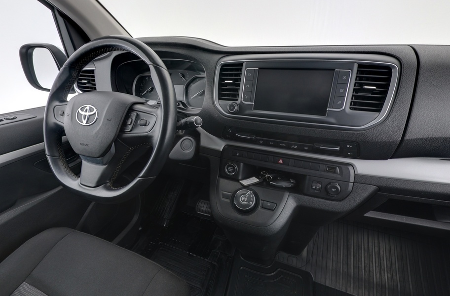 Toyota Proace Verso vaihtoauto