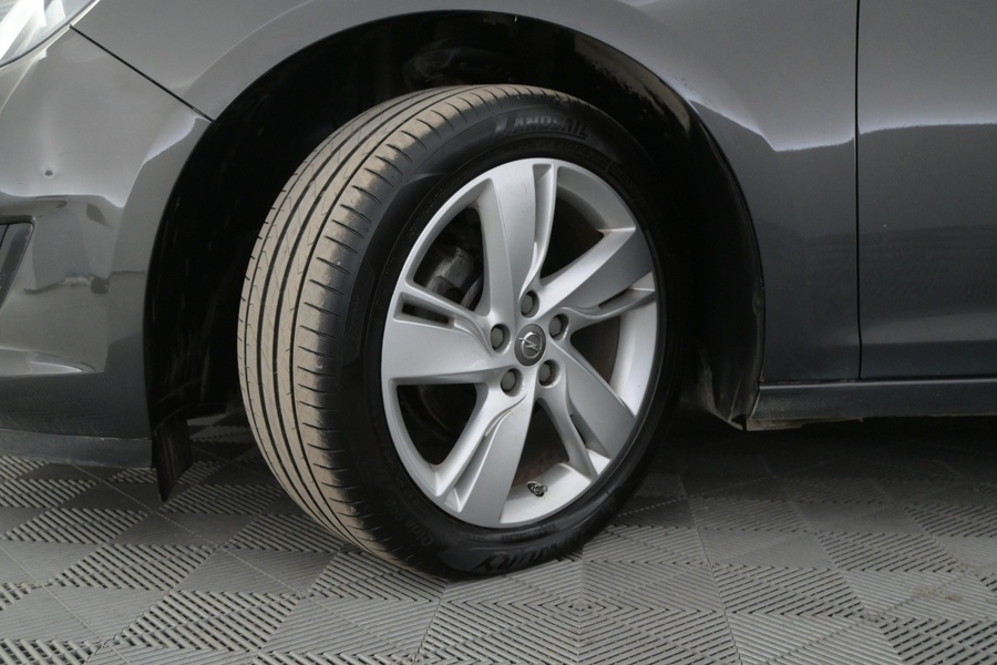 Opel Astra vaihtoauto