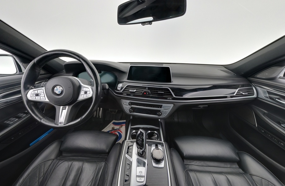 BMW 745 vaihtoauto