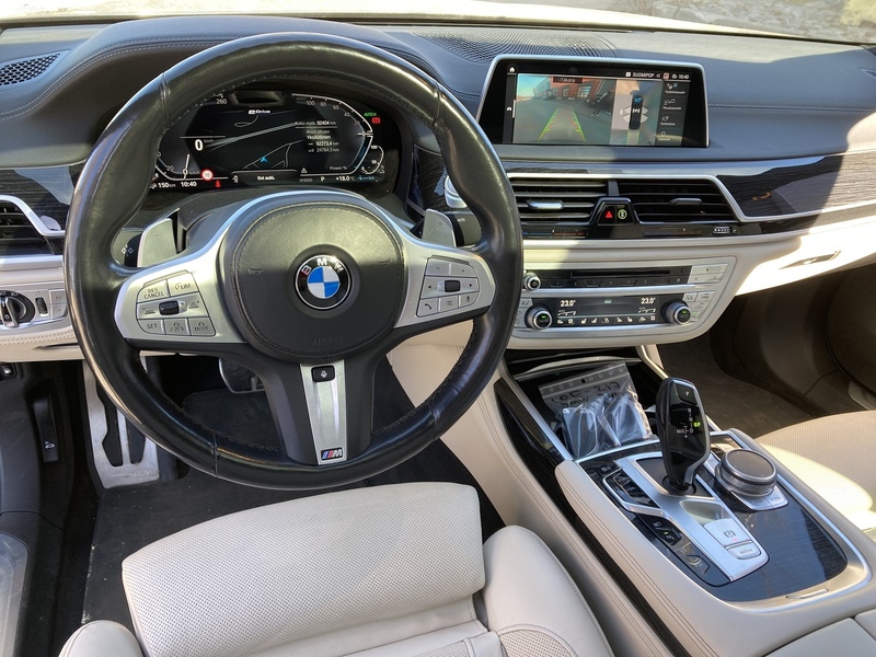 BMW 745 vaihtoauto