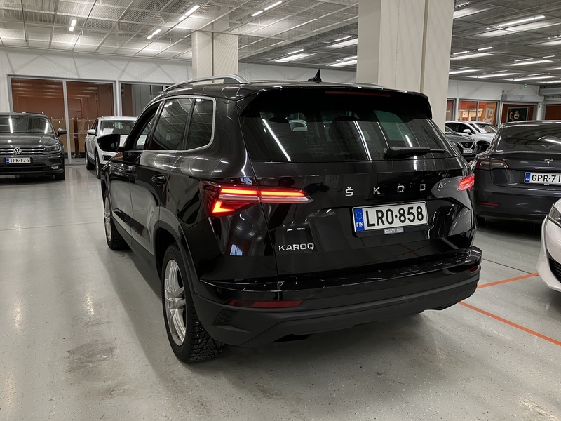 Skoda Karoq vaihtoauto