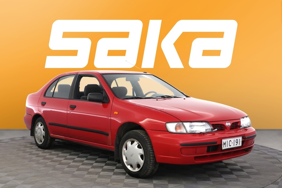 Nissan Almera vaihtoauto