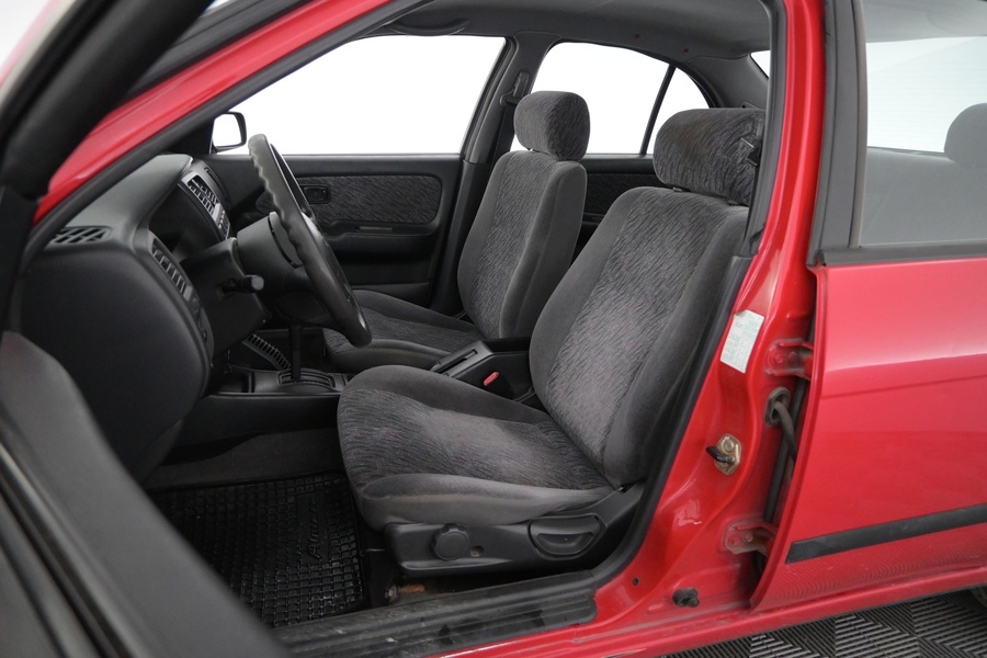 Nissan Almera vaihtoauto