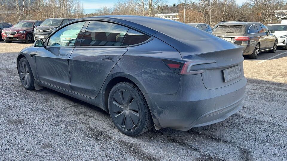 Tesla Model 3 vaihtoauto