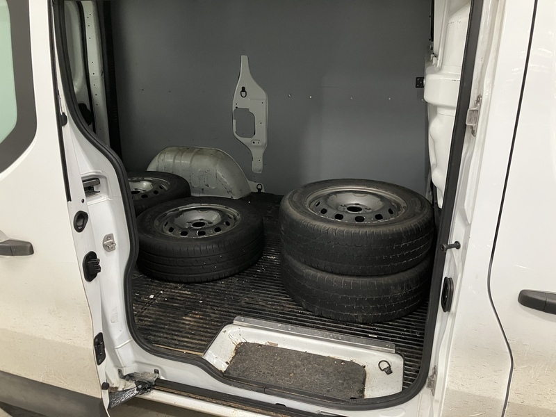 Renault Trafic vaihtoauto