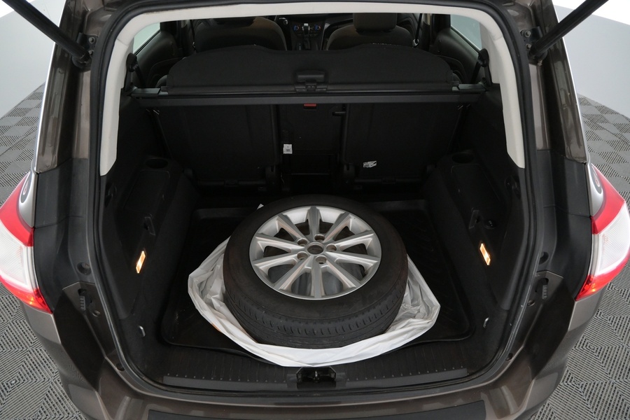 Ford C-MAX vaihtoauto