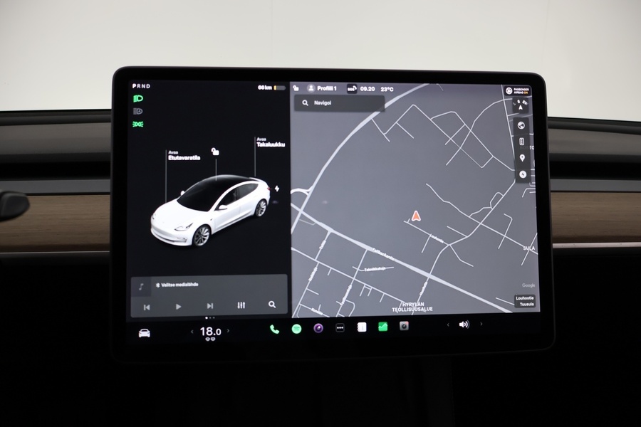 Tesla Model 3 vaihtoauto