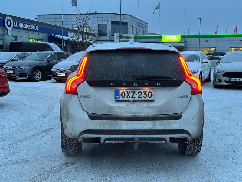 Volvo V60 Cross Country vaihtoauto