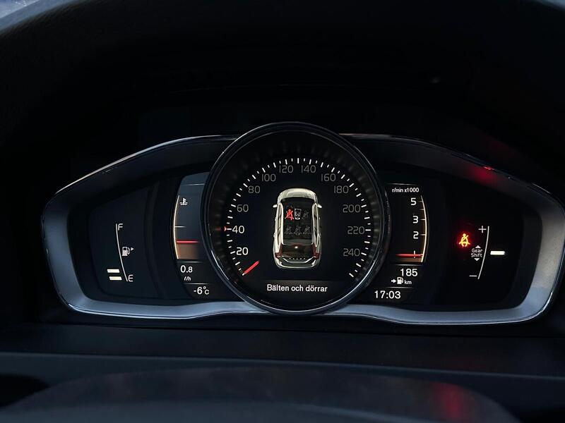 Volvo V60 Cross Country vaihtoauto