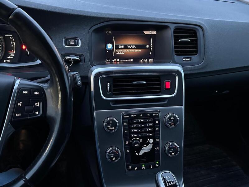 Volvo V60 Cross Country vaihtoauto