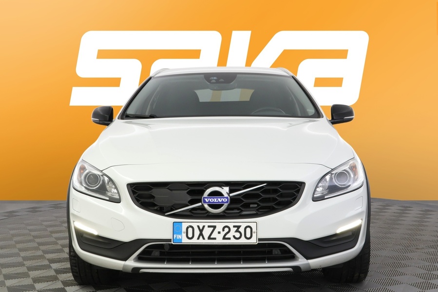 Volvo V60 Cross Country vaihtoauto