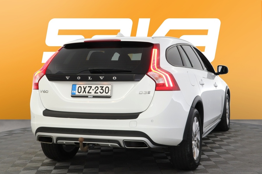 Volvo V60 Cross Country vaihtoauto