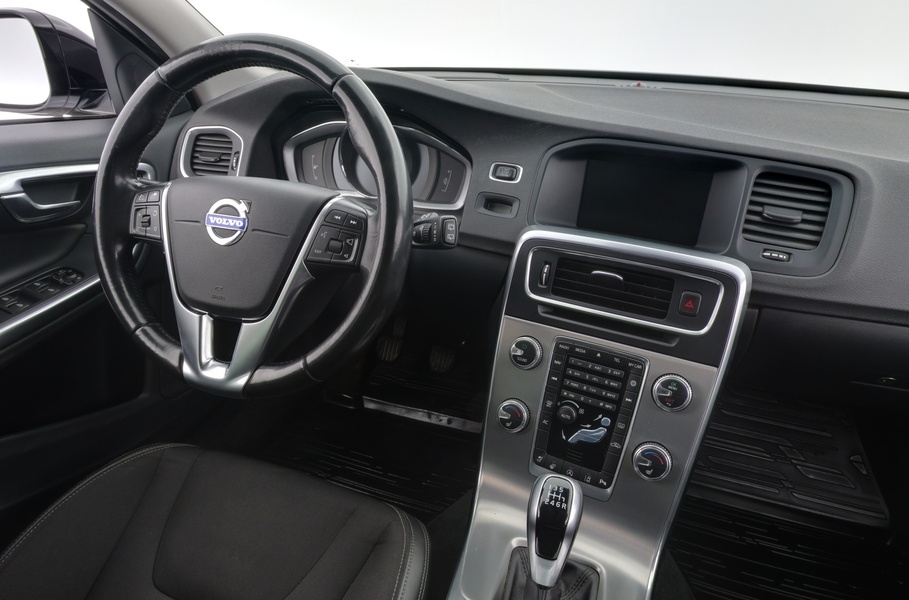 Volvo V60 Cross Country vaihtoauto