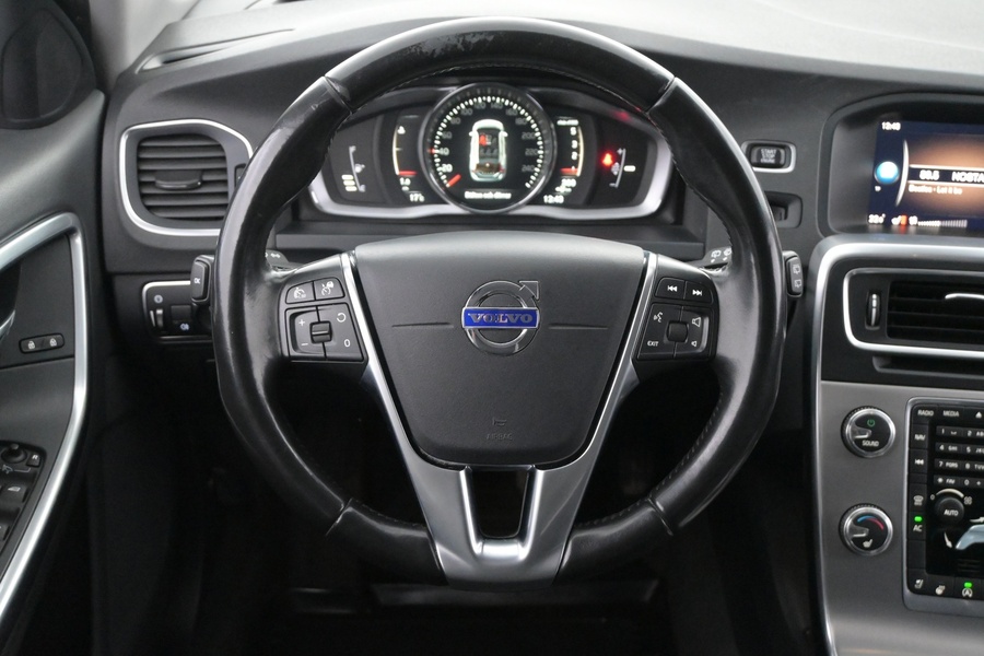 Volvo V60 Cross Country vaihtoauto