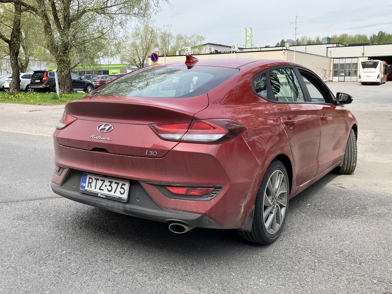 Hyundai i30 Fastback vaihtoauto