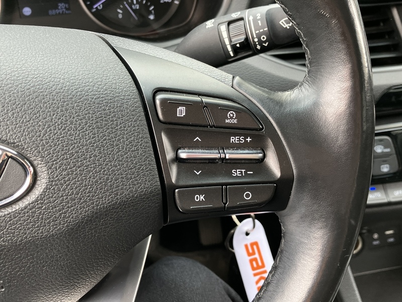 Hyundai i30 Fastback vaihtoauto