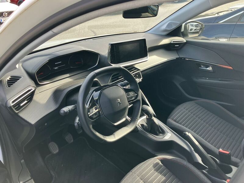 Peugeot 208 vaihtoauto